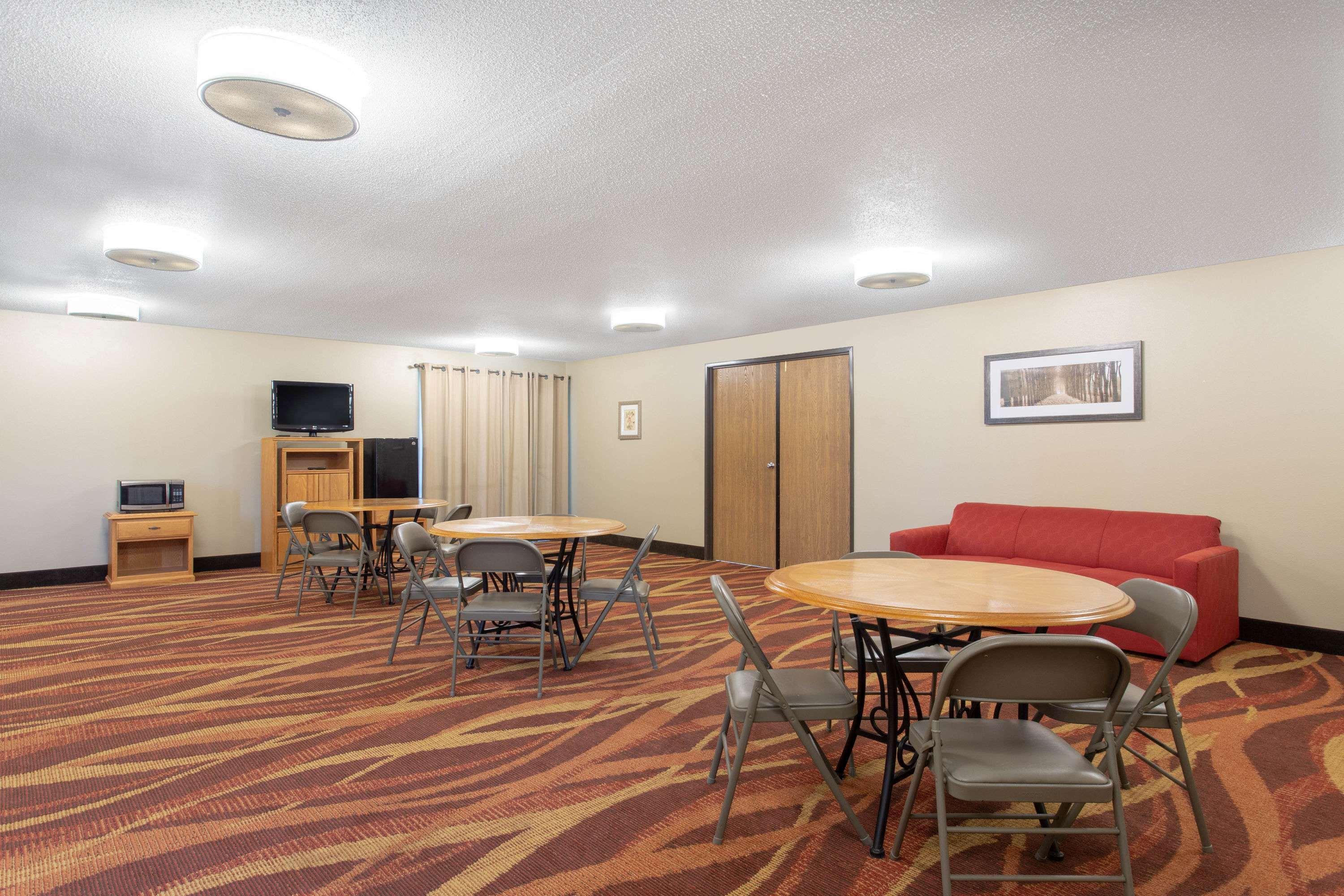 Americinn By Wyndham Boscobel Экстерьер фото