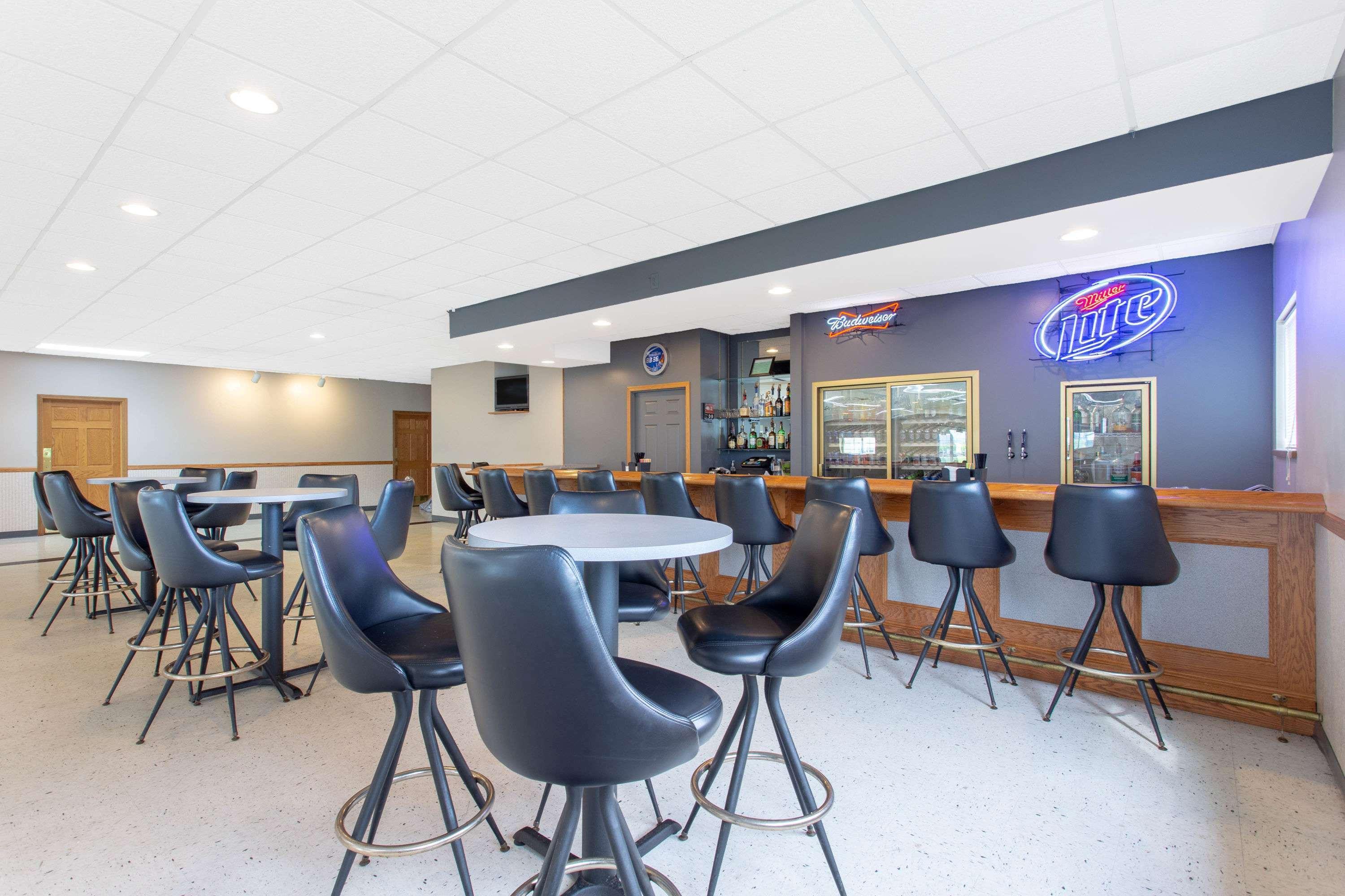 Americinn By Wyndham Boscobel Экстерьер фото