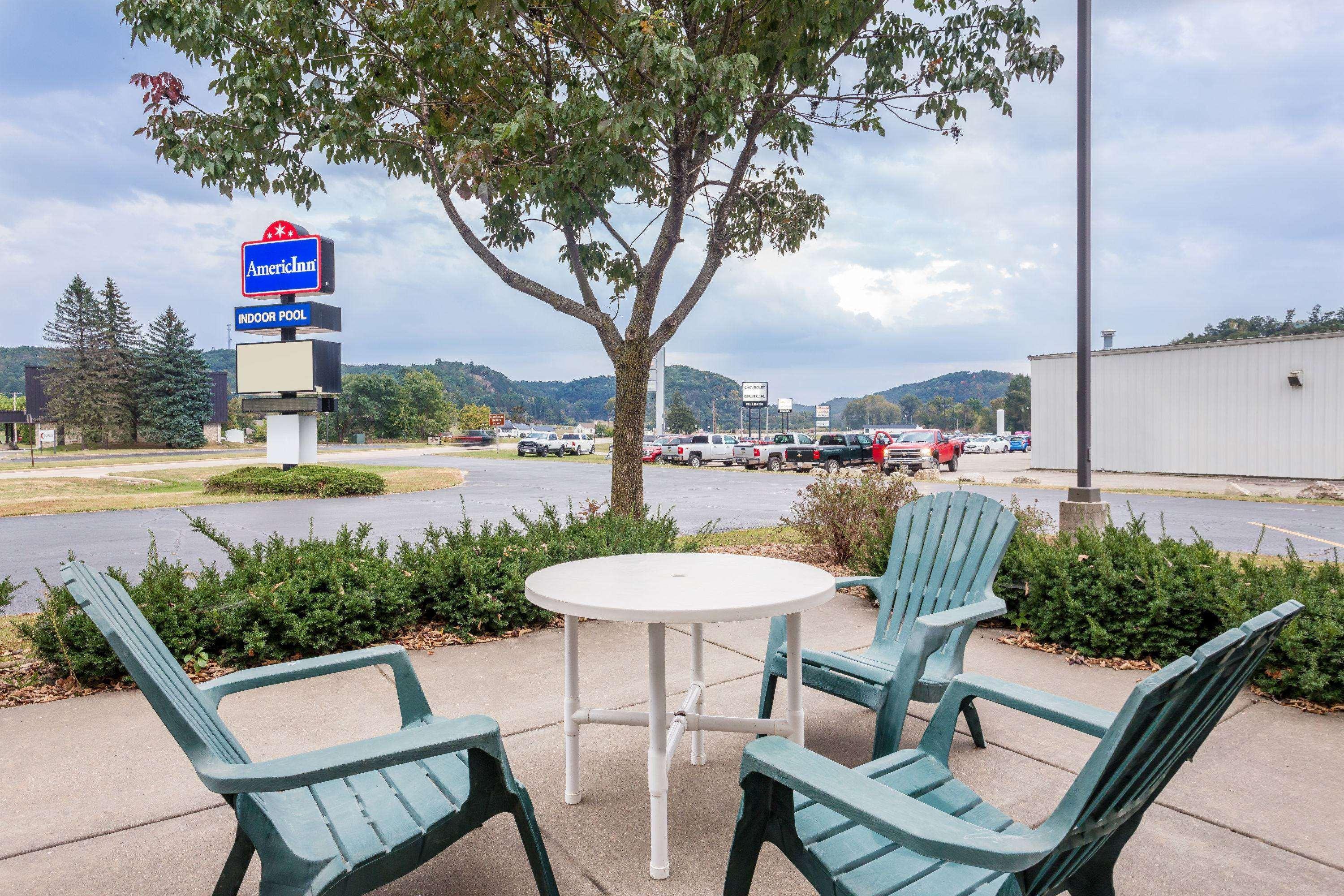 Americinn By Wyndham Boscobel Экстерьер фото